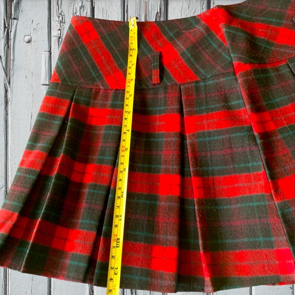 Pleated Mini Skirt - Picture 7 of 9